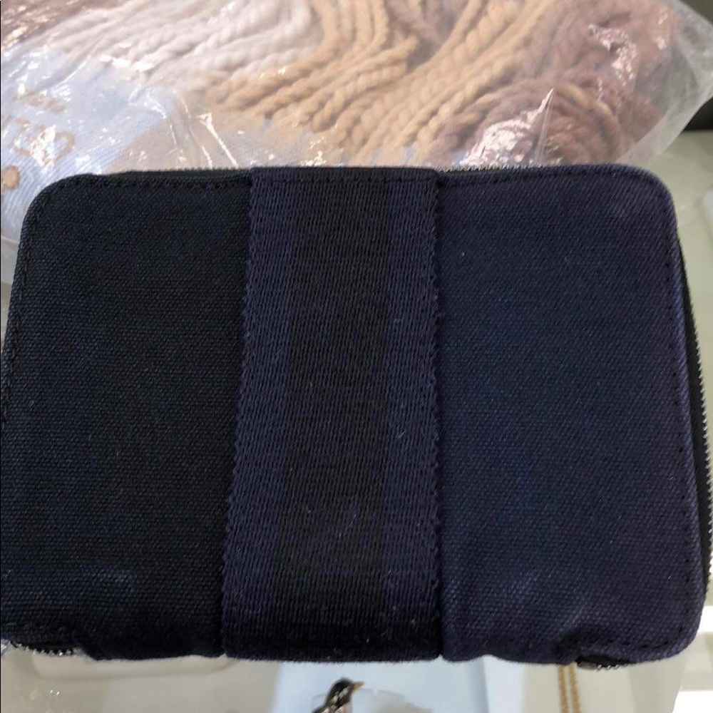 Hermes Wallet - Picture 11 of 13